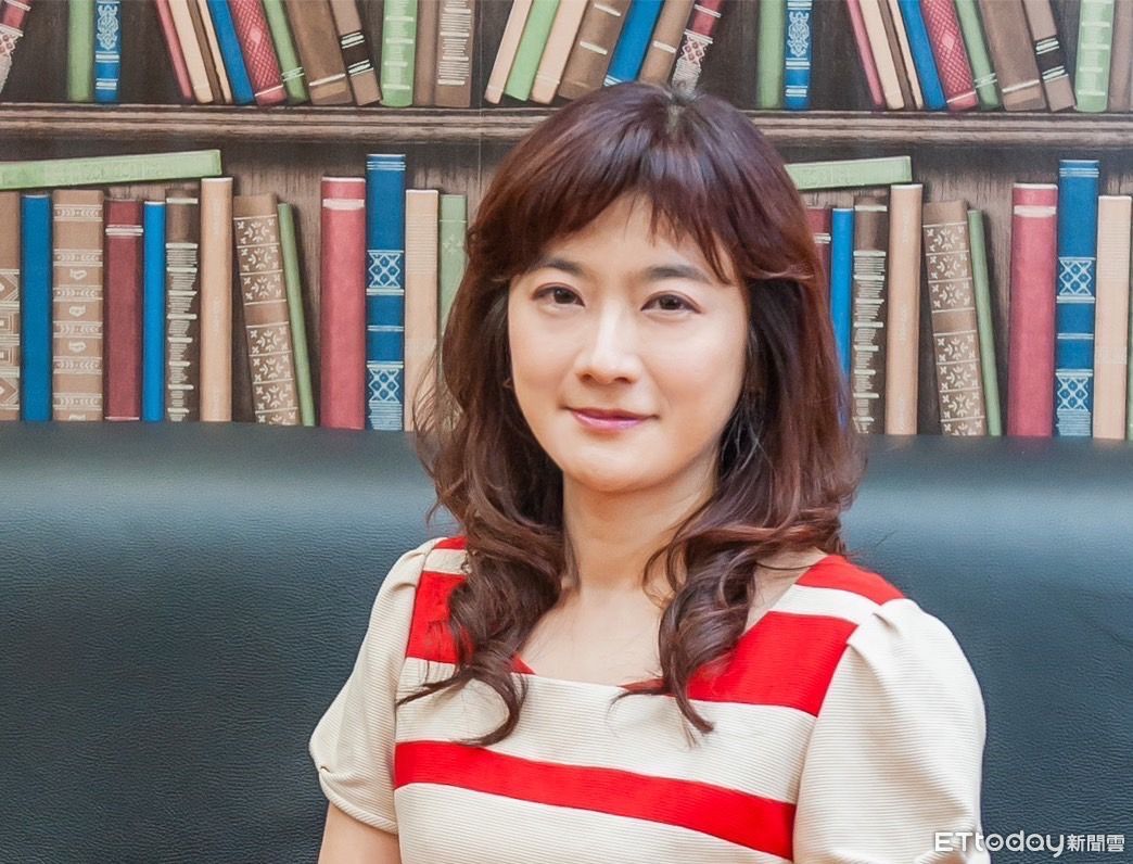 快訊/生技美魔女竊密爆案外案 北機站搜索調查局...組長遭帶走