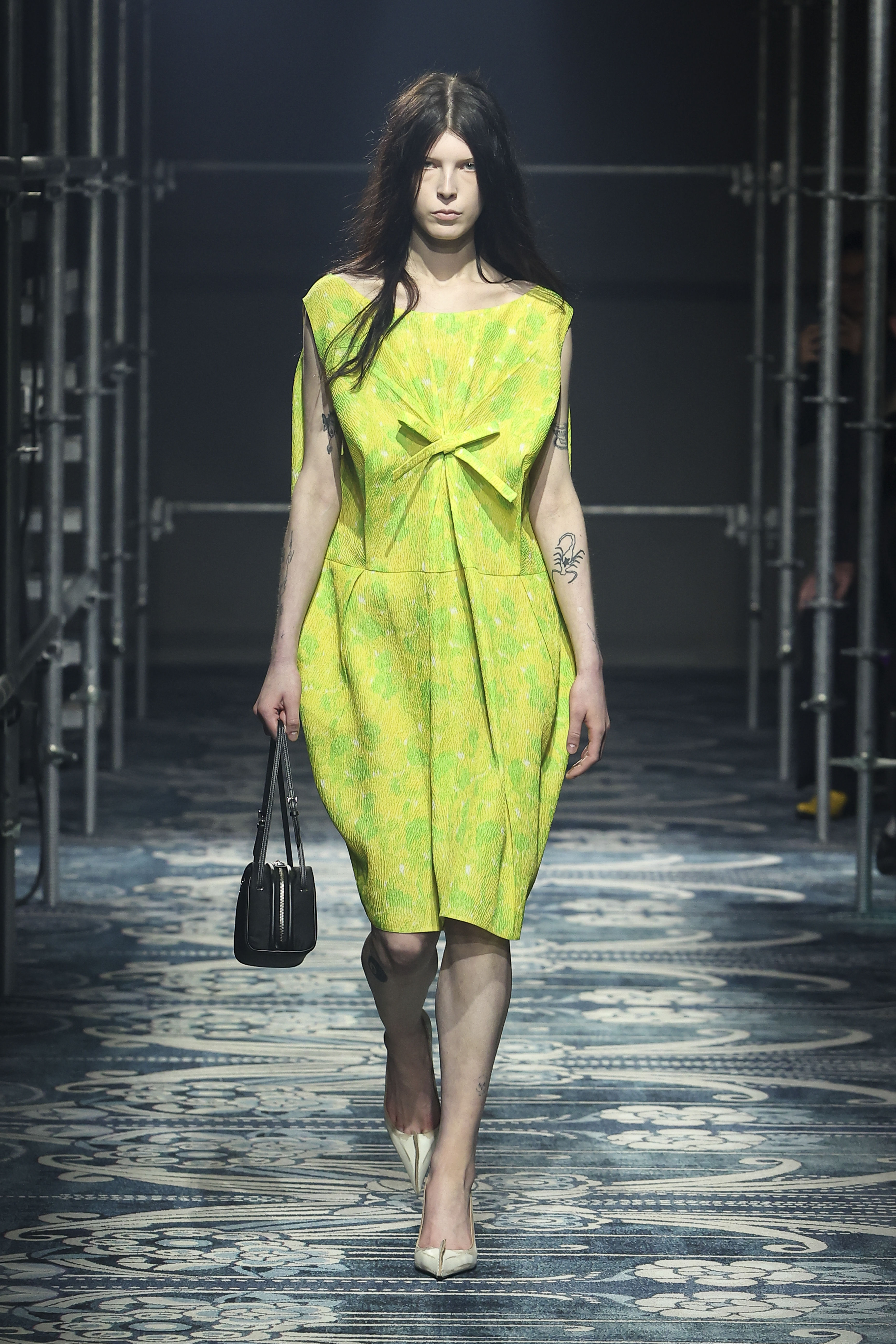 ▲▼ｐｒａｄａ 。（圖／品牌提供）