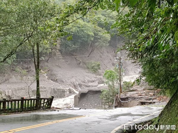 ▲奧萬大聯外道路投83線過去幾年不時因颱風或大雨坍方中斷。（圖／資料照片，民眾提供）