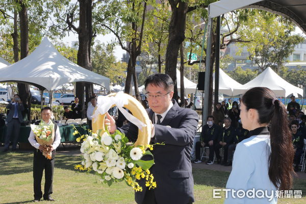 ▲2025年「台南市各界紀念228事件78週年和平追思會」，28日上午在台南市安平區228紀念公園舉行，追思會由市長黃偉哲主持。（圖／記者林東良翻攝，下同）