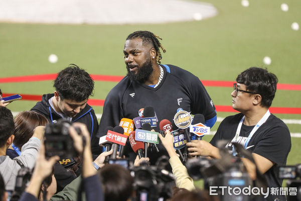 ▲日職火腿隊雷耶斯。（圖／記者林敬旻攝）