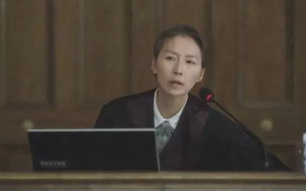 ▲▼《律師禹英禑》53歲法官姜明珠癌逝！　女兒哀痛證實：媽媽離開了。（圖／翻攝自朴世英IG、ENA）