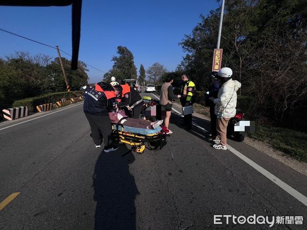 ▲▼     環島北路二段近616號前路段老翁自摔        。（圖／記者林名揚翻攝）