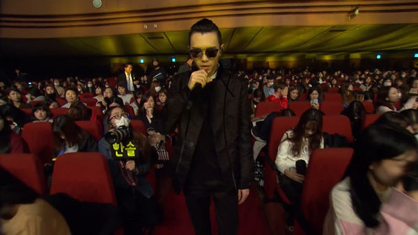 ▲▼ 方大同9年前震撼K-POP！中韓英3語飆唱〈味道〉　BTS、SEVENTEEN都在場。（圖／翻攝自太合音樂 Taihe Music YouTube）