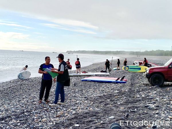 ▲▼花蓮七星潭因名列全台10大危險海域，目前僅開放部分安全區域從事水上遊憩活動。（圖／花蓮縣政府提供，下同）