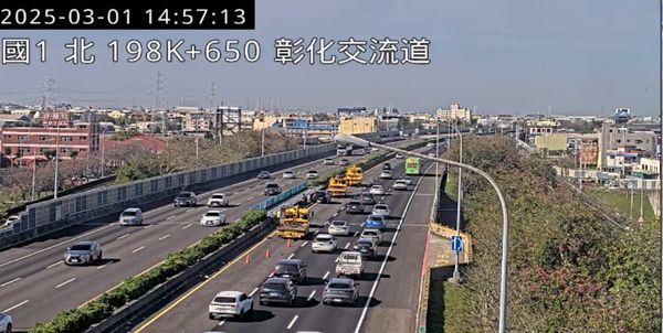 ▲▼228連假第二天，國道下午發生多起事故。（圖／高公局提供）