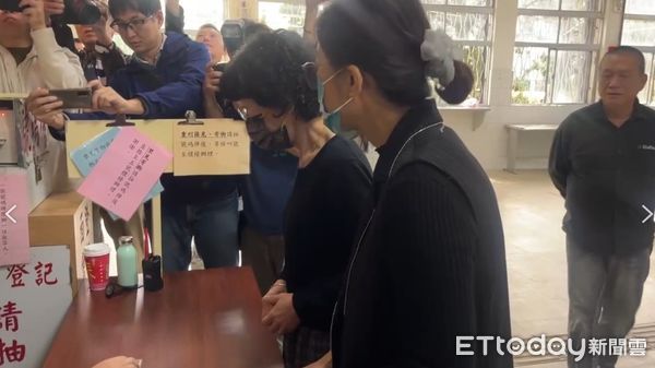 ▲首度會面柯文哲，柯美蘭、陳佩琪現身。（圖／記者陳以昇翻攝，下同）