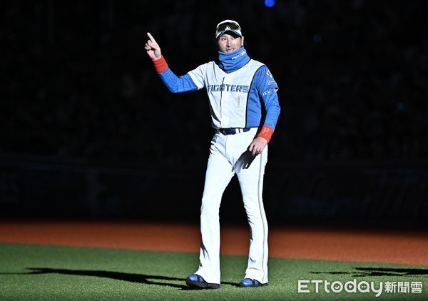 ▲▼ 日職北海道日本火腿鬥士隊2025台灣交流賽，火腿隊監督新庄剛志。（圖／記者李毓康攝）