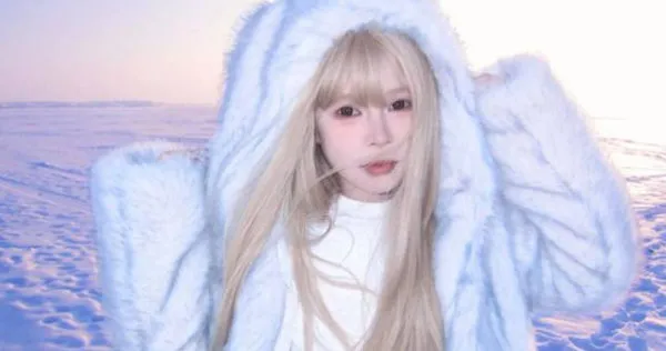 大陸女網紅「顧茜茜」在抖音擁有超過500萬粉絲。（圖／翻攝自微博）