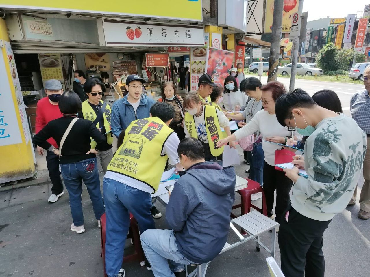 罷免吳思瑤備補領銜人點頭了！　願接重任 「一起走最後一哩路」