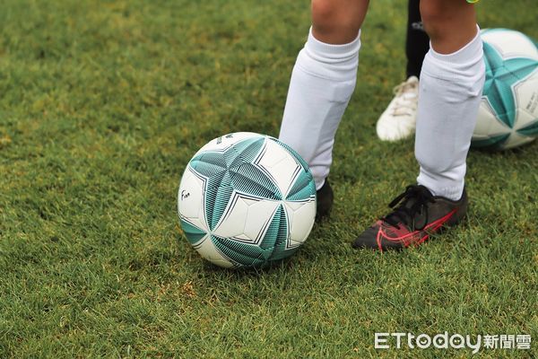 ▲足球比賽。（圖／取自免費圖庫Pixabay）