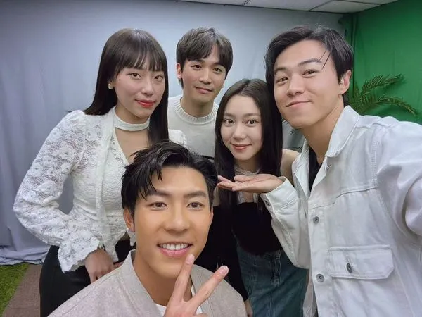 ▲▼《一拍即合》除了劉丞（前左起）、游書庭的甜蜜互動，李又柔（後左起）、杜韋立、鄧雨忱表現也相當亮眼。（圖／艾迪昇傳播提供）