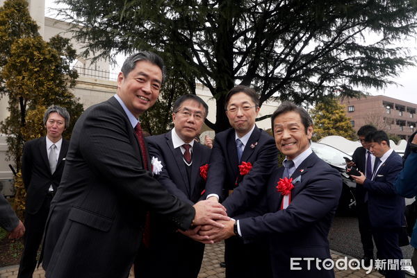 ▲台灣與熊本友好交流一環的「日台會館」，3日作為在台積電熊本廠所在地的菊陽町盛大開幕，台南市長黃偉哲應邀前往祝賀。（圖／記者林東良翻攝，下同）