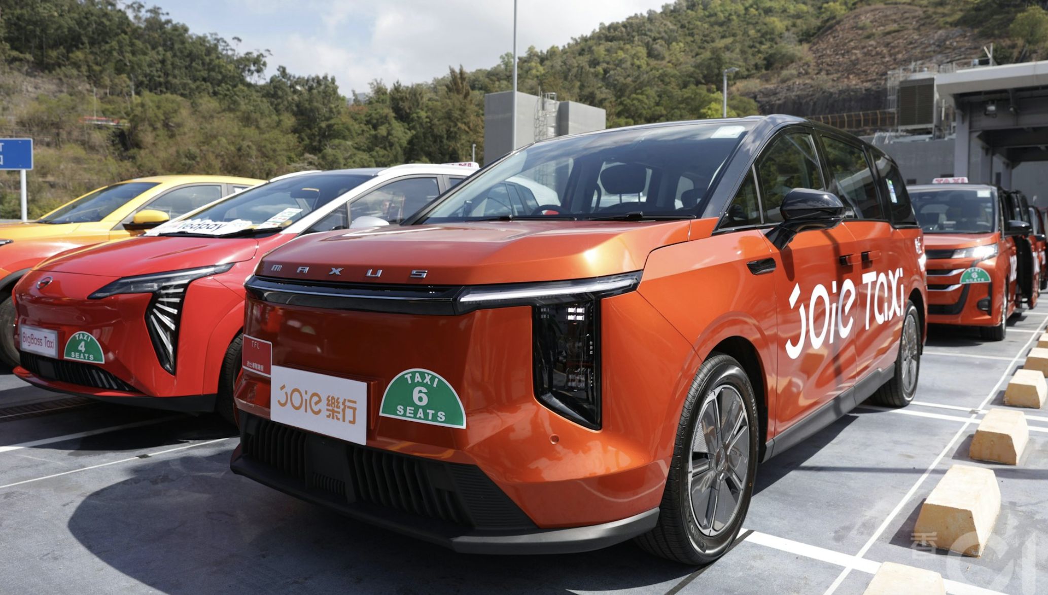 ▲香港新推出5大網約車隊。（圖／香港01）