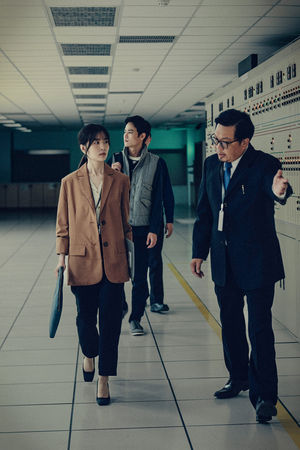 ▲《The Outlaw Doctor 化外之醫》即將在8日開播。（圖／公視、中華電信、瀚草文創提供）