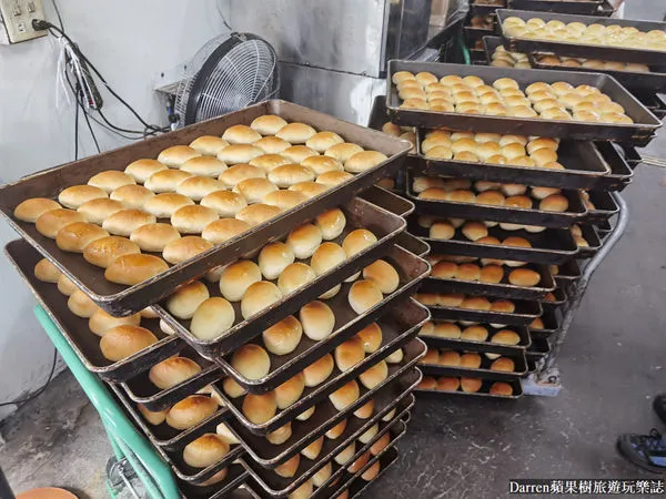 ▲▼人人麵包專業烘焙。（圖／部落客Darren蘋果樹旅遊玩樂誌授權提供）