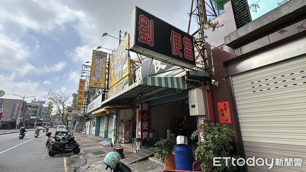 ▲▼高雄鼎山劉便當。（圖／記者吳世龍攝）