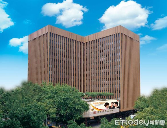 ▲▼ 彰銀外觀照。（圖／彰銀提供）