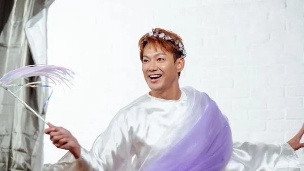 ▲威廉接下代言拚二胎。（圖／花仙子企業股份有限公司）