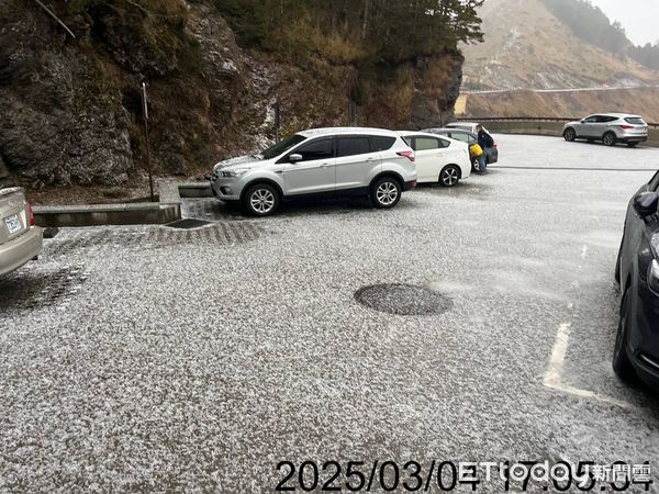 ▲▼合歡山也下冰雹了。（圖／林業保育署南投分署提供）
