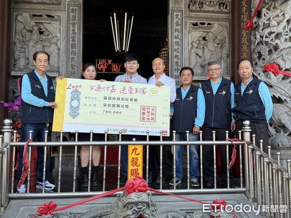 ▲▼    嘉市府與文財殿合作「文通佇嘉‧送愛到家」生活扶助計畫 114年為130戶送暖 。（圖／嘉義市政府提供）