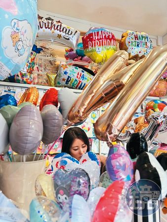 【麻衣揭婚變瘡疤1】單親媽東京生活曝光　麻衣手提15萬PRADA經典包逛六本木