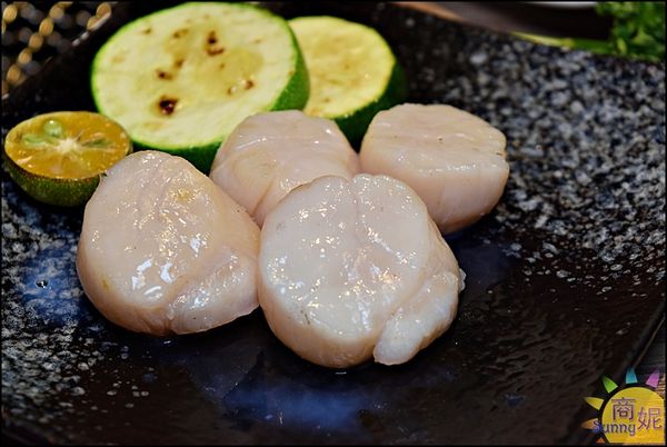 ▲▼築崎燒串放題|台中烤串燒肉吃到飽588元起!軌道車送餐+豐盛自助吧超過百種食材還有免費和服穿搭。（圖／部落客商妮授權提供）