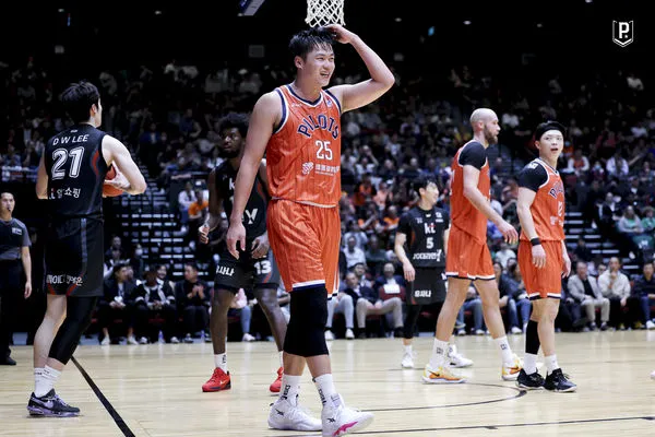 ▲「護國神正」林正，以5年長約續留領航猿。（圖／領航猿提供）