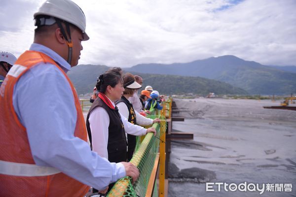 ▲▼花蓮高寮大橋基樁已全數完成，進度超前，預計將在明年上半年完工。（圖／花蓮縣政府提供，下同）