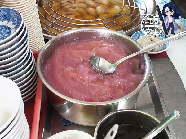 ▲▼南投集集美食-水里肉圓-粉紅色肉圓讓人瘋狂不已，綜合湯一碗才20元也太便宜了吧。（圖／部落客芽月授權提供）