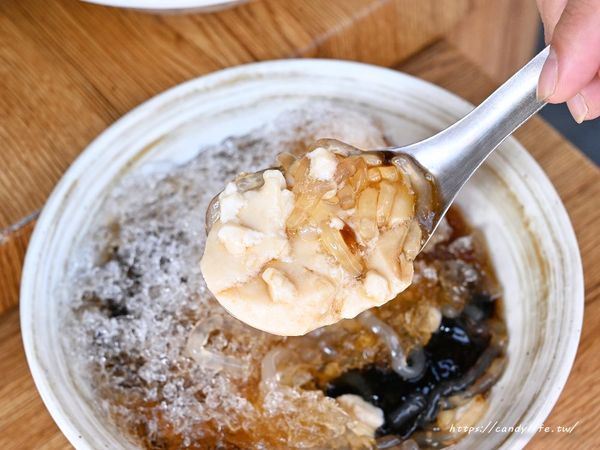 ▲▼華美無名豆花。（圖／部落客糖糖`s 享食生活授權提供）