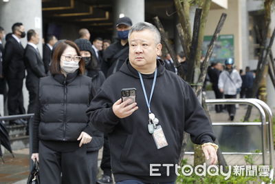 黃少岑告別式!政商大咖到場送行 璩美鳳、宣昶有等人現身致意