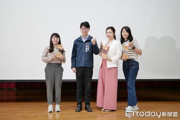 ▲▼ 高雄逾百職缺釋出「薪資上看5萬」　26知名企業搶新媒體人才。（圖／記者賴文萱翻攝）