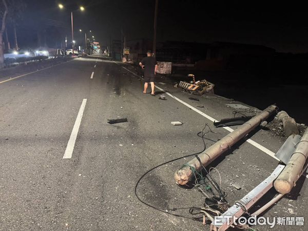 ▲男駕駛稱恍神衝撞變電箱及電線杆。（資料圖／記者唐詠絮翻攝）