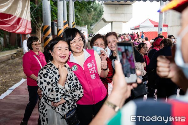 ▲▼蘇巧慧勤走地方。（圖／取自蘇巧慧臉書）