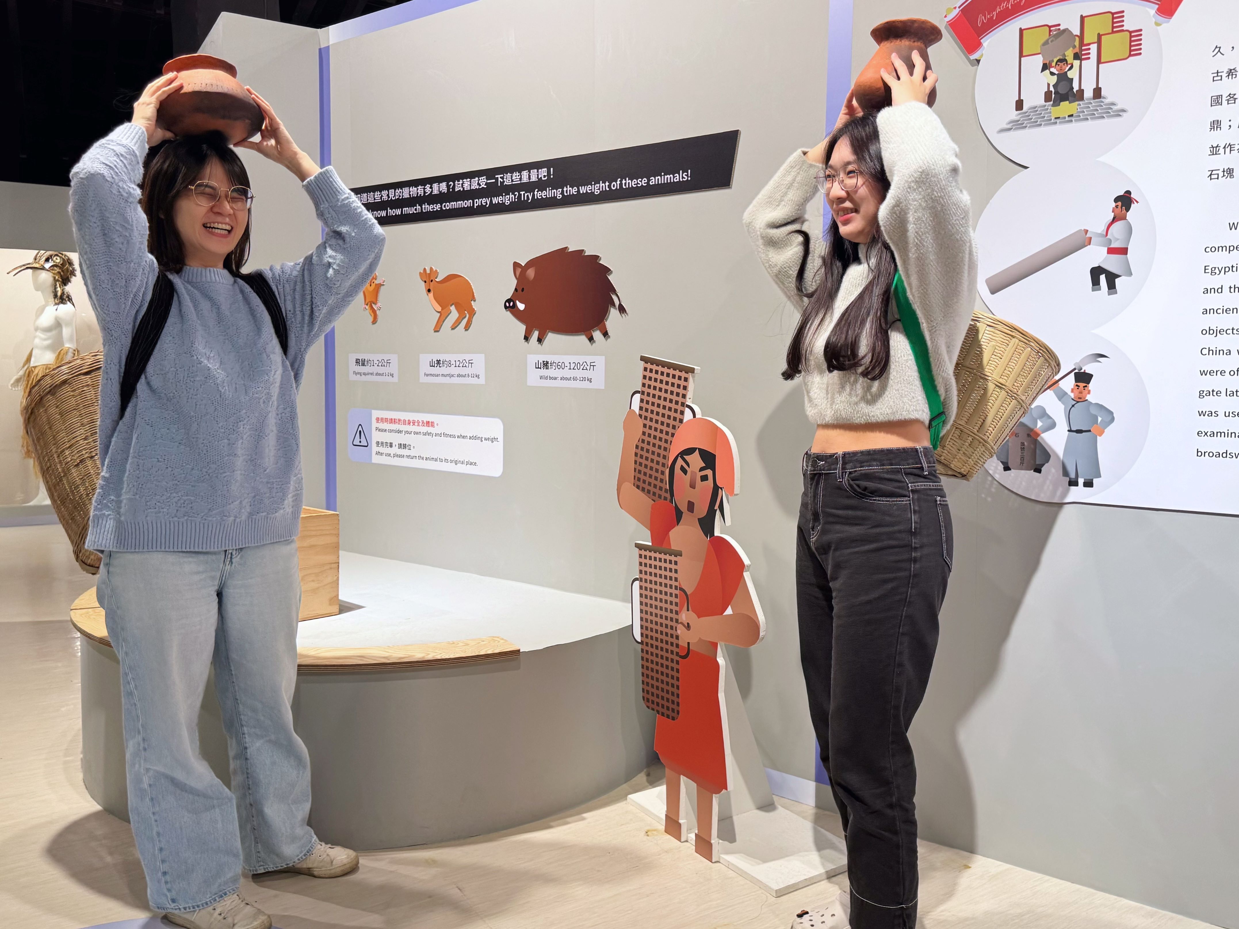 ▲冰棒棍變織布機！新北十三行博物館限定手作。（圖／新北市立十三行博物館提供）