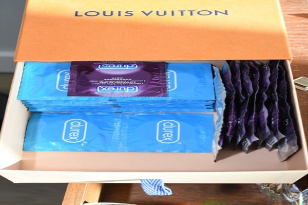 ▲▼英國倫敦大學學院（UCL）中國籍28歲留學生鄒振浩涉嫌迷姦60名女性。（圖／取自Metropolitan Police）