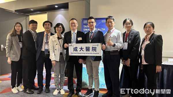 ▲成大醫院李經維院長率團參加全球知名且具影響力的健康醫療IT年度盛會「HIMSS 2025醫療資訊暨管理系統展會」，展示成大醫院鏈結AI技術與病歷大數據分析主題。（圖／記者林東良翻攝，下同）