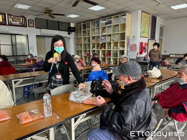 ▲▼   灣榮教長輩及高齡榮民(眷)用「三個小撇步來化解三高」享健康  。（圖／臺中榮總嘉義暨灣橋分院提供）