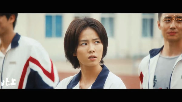 ▲白鹿首次挑戰「醜」造型。（圖／翻攝自《北上》預告、白鹿微博）