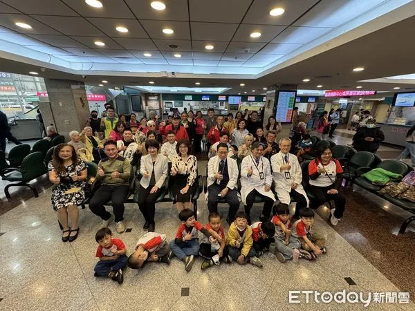 ▲屏基一樓「老幼在地食農共學暨爺奶藝術聯展」            。（圖／屏基提供）