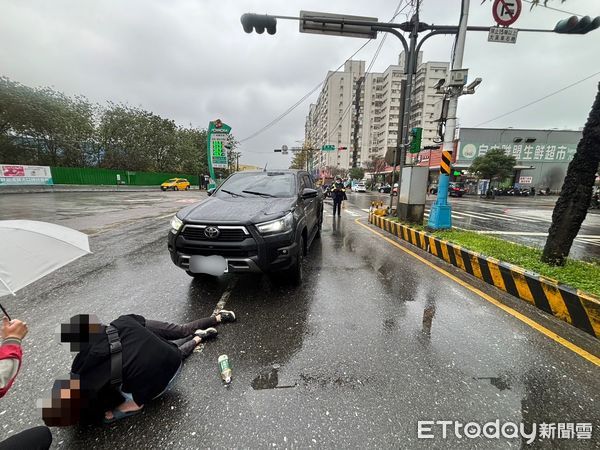 ▲▼八里車禍             。（圖／記者陳以昇翻攝）
