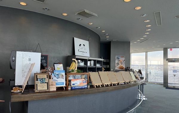 ▲▼北海道流冰景觀最棒的咖啡館！值得遠赴一趟的360度流冰海景與咖啡鬆餅時光｜紋別海洋交流中心的鄂霍次克氷海展望塔與Companio Cafe。（圖／部落客CJ夫人授權提供）
