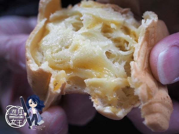▲▼新北板橋美食-卡哇依雞蛋糕-不起眼的路邊小攤子，雞蛋糕一顆五元好多人排隊。（圖／部落客芽月授權提供）