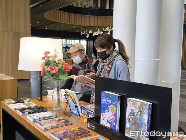 ▲2024年電子書借閱冊數達66萬7059冊，較112年增加近67％，並公布借閱排行。（圖／記者林東良翻攝，下同）