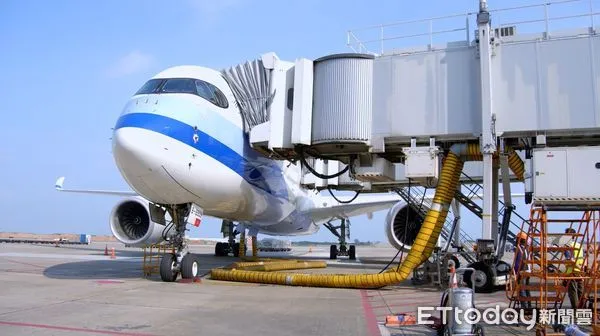 ▲▼桃機,航空,空橋,橋氣橋電設備,靠橋。（圖／桃機公司提供）