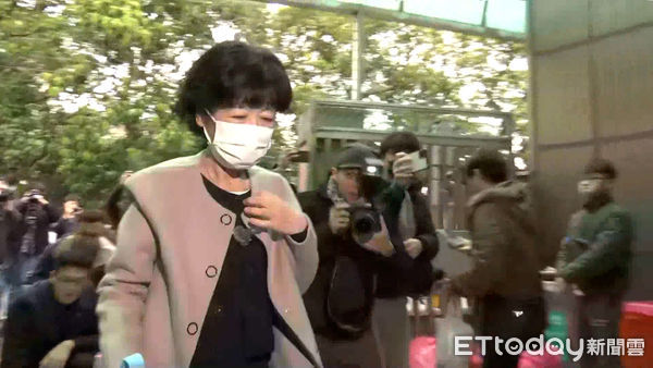 ▲▼陳佩琪7日下午抵達北所，替柯文哲申請外出參加柯爸告別式。（圖／攝影中心）