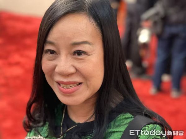 ▲▼2025兩會香港人大鄺美雲、霍啟剛、凌友詩。（圖／記者任以芳攝）