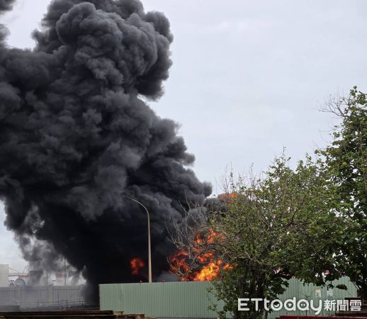 ▲▼中火3年3起火警，職安署勒令停工，最高可開罰30萬元。（圖／民眾提供，下同）    