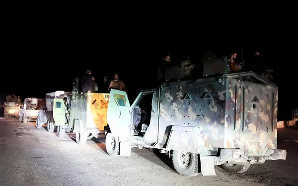 ▲▼ 敘利亞部隊前往拉塔基亞（Latakia）。（圖／路透）